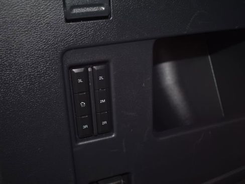 Used 2024 Ford Expedition XLT AWD/4WD image 44