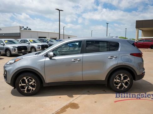 Used 2020 Kia Sportage LX AWD/4WD image 2