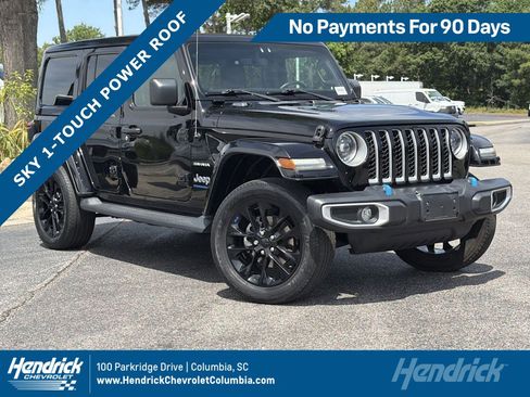 Used 2023 Jeep Wrangler Unlimited Sahara w/ Cold Weather Group AWD/4WD image 1