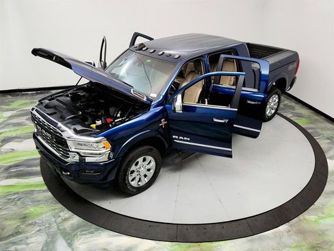 Used 2021 RAM 2500 Limited AWD/4WD image 35