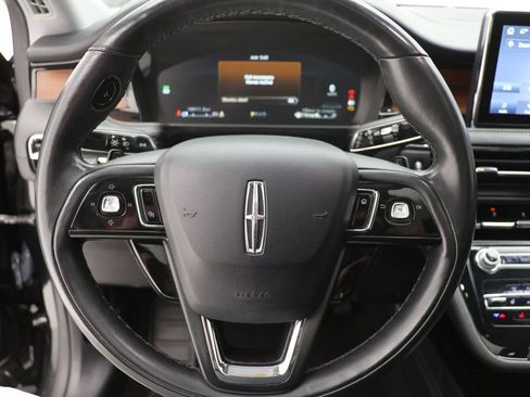 Used 2022 Lincoln Corsair Reserve w/ Sport Package image 19