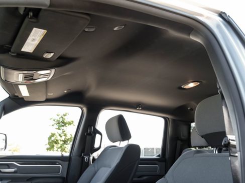 Used 2022 RAM 1500 Big Horn AWD/4WD image 27