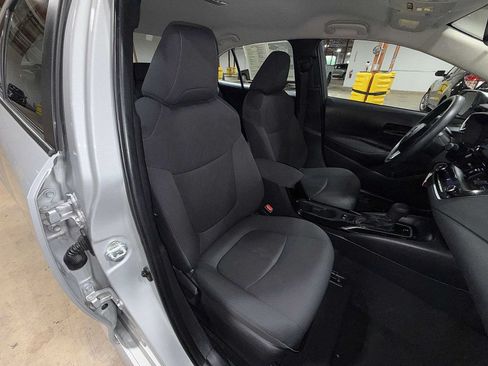 Used 2022 Toyota Corolla LE FWD image 16