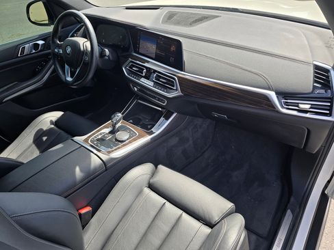Used 2020 BMW X5 xDrive40i w/ Premium Package AWD/4WD image 48