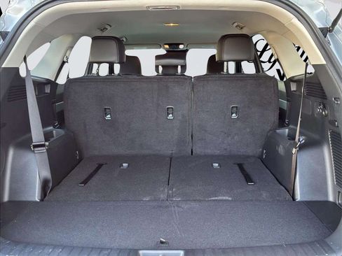 Used 2025 Kia Sorento S AWD/4WD image 18