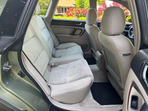 Used 2005 Subaru Outback 2.5i image 13