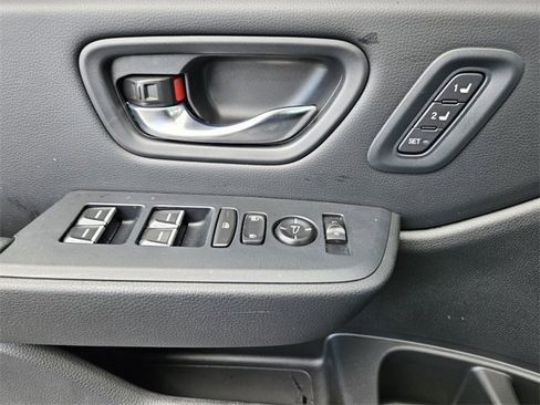 Used 2023 Honda Pilot Touring image 29