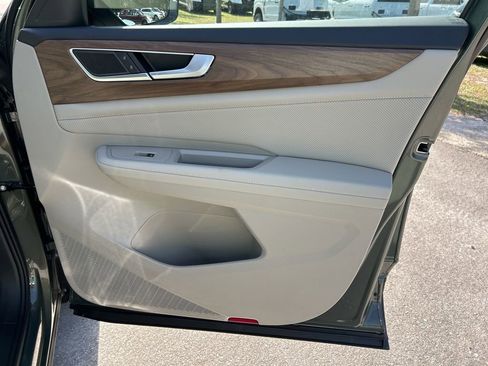 New 2026 Volkswagen Atlas SE image 43