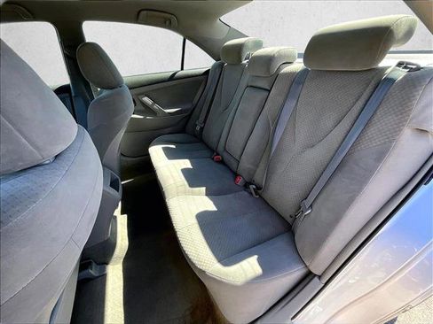 Used 2009 Toyota Camry LE image 25