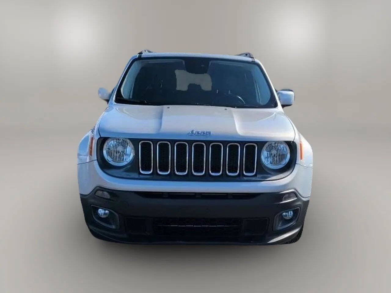 Used 2016 Jeep Renegade Latitude AWD/4WD image 2