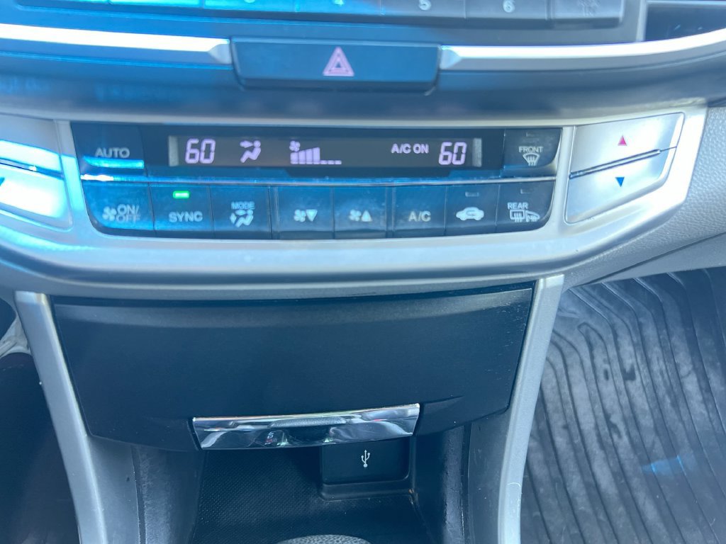 Used 2013 Honda Accord EX image 17