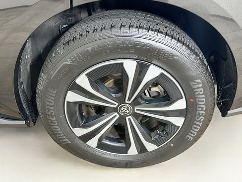 Used 2023 Toyota bZ4X XLE w/ Weather Package image 11