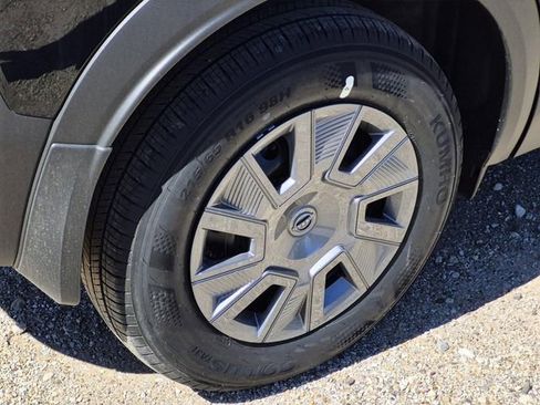 New 2026 Nissan Kicks S image 5