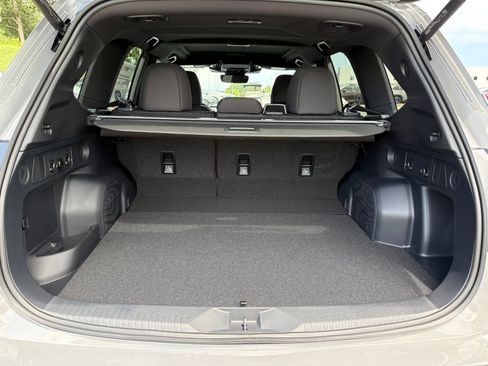 New 2026 Subaru Forester Premium AWD/4WD image 12