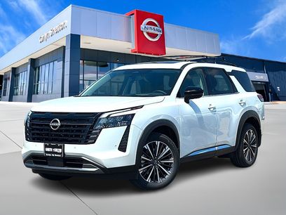 New 2026 Nissan Pathfinder Platinum w/ Accent Package