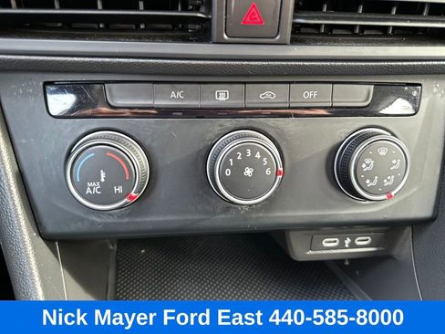 Used 2024 Volkswagen Jetta S image 32