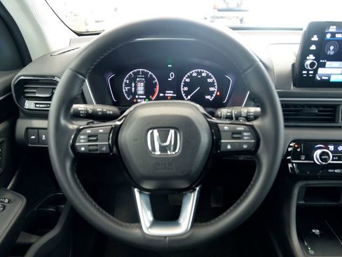 Used 2023 Honda Pilot EX-L image 18