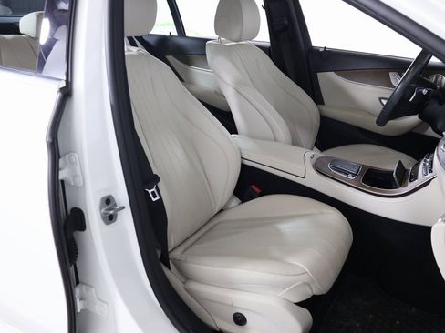 Certified 2022 Mercedes-Benz E 350 4MATIC Sedan image 59