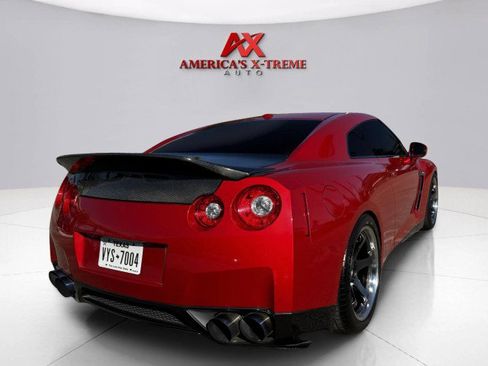 Used 2009 Nissan GT-R Premium image 5