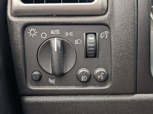 Used 2012 GMC Canyon SLE RWD image 15