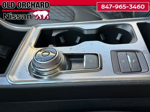 Used 2024 Ford Edge Titanium image 15