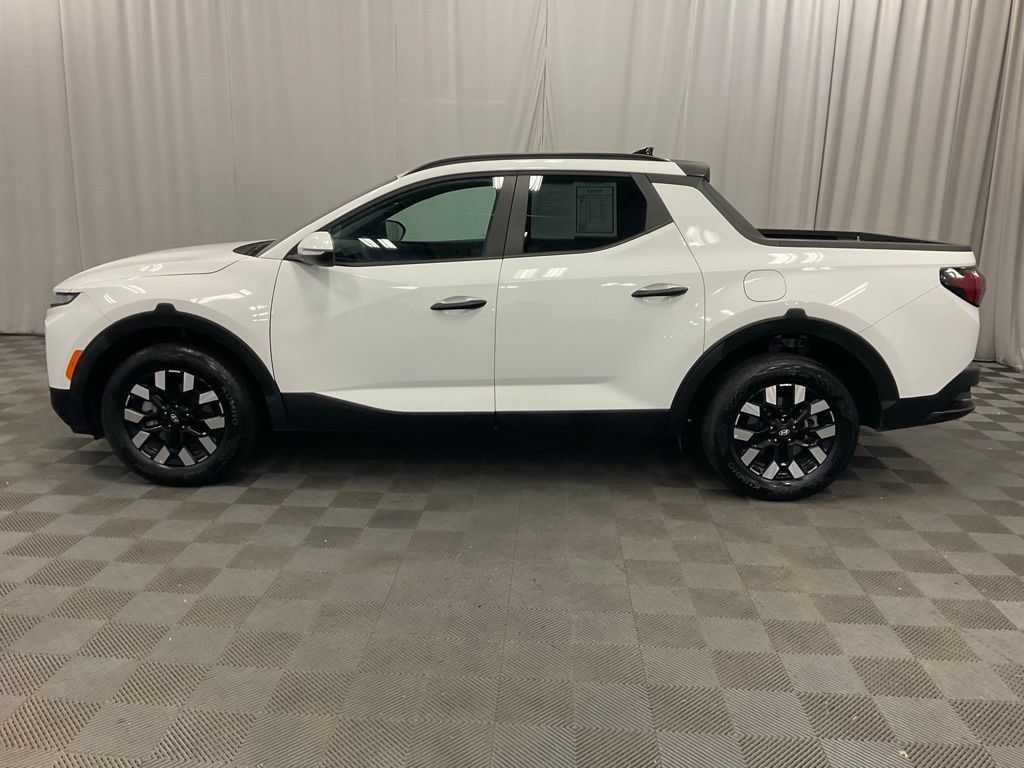 Used 2025 Hyundai Santa Cruz SEL FWD image 13