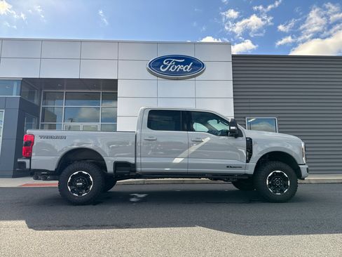 New 2026 Ford F250 XLT w/ XLT Premium Package image 2