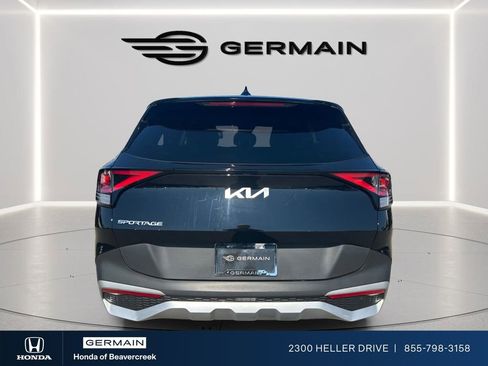 Used 2024 Kia Sportage EX FWD image 6