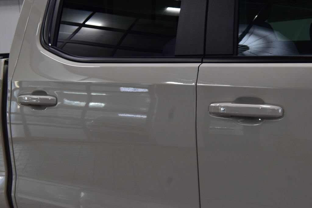 New 2026 Chevrolet Silverado 1500 RST w/ RST All Star Premium Package AWD/4WD image 19