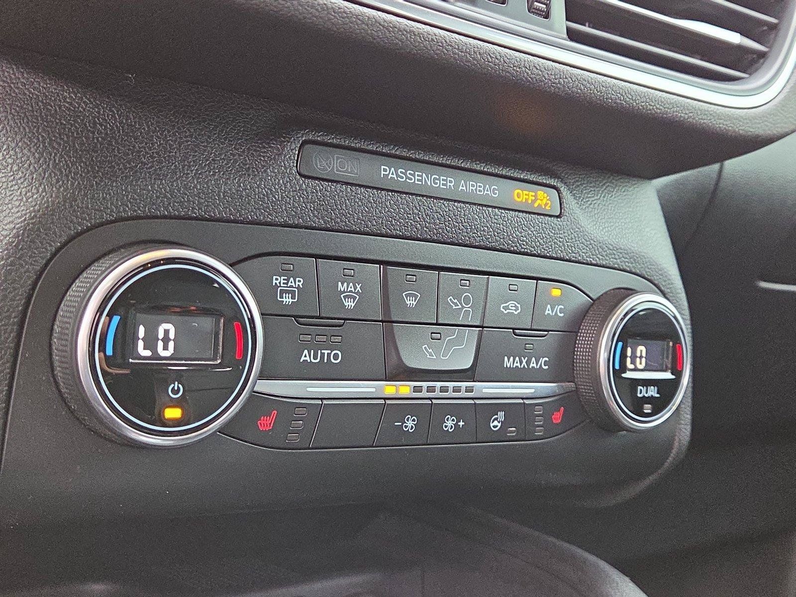 Used 2020 Ford Escape Titanium AWD/4WD image 9