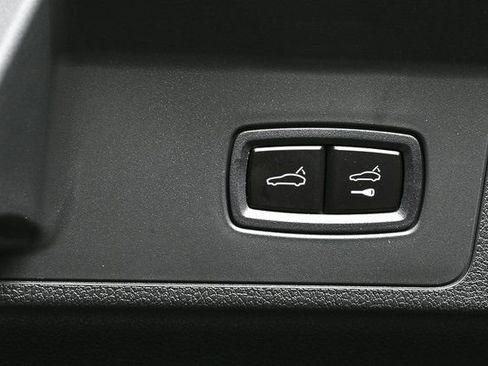 Used 2026 Porsche Panamera GTS image 35