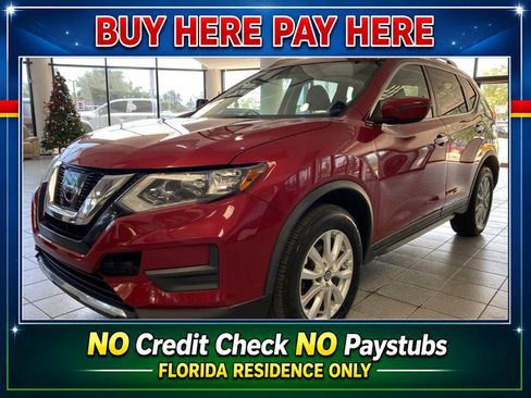 Used 2017 Nissan Rogue SV AWD/4WD image 2