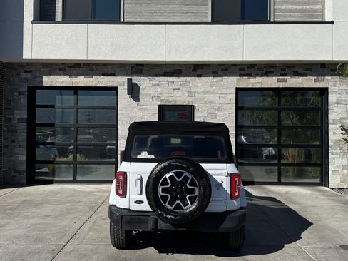 Used 2023 Ford Bronco Outer Banks AWD/4WD image 4