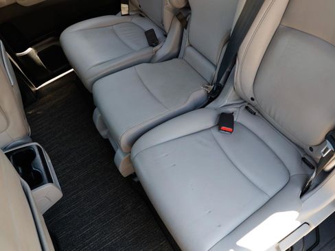 Used 2022 Honda Odyssey EX-L image 10