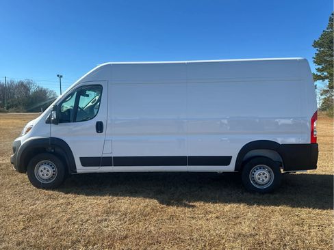 New 2025 RAM ProMaster 2500 image 7