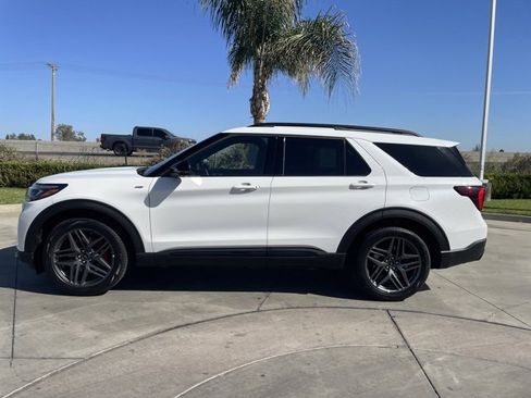 New 2025 Ford Explorer ST-Line w/ Premium Package image 2