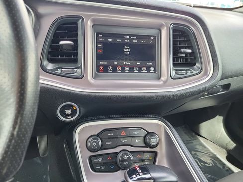 Used 2022 Dodge Challenger GT RWD image 19