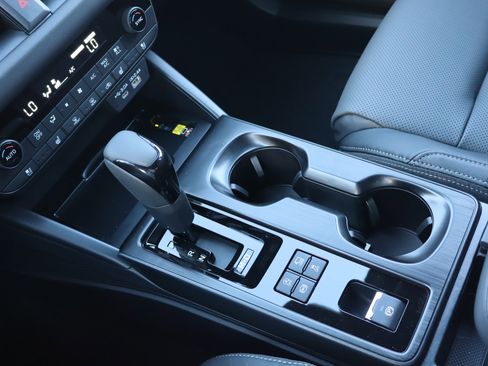 New 2026 Subaru Outback Touring XT AWD/4WD image 16