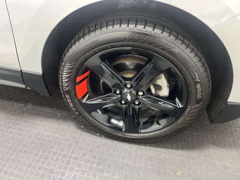 Used 2019 Chevrolet Equinox LT FWD image 29