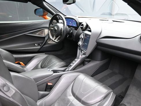 Used 2019 McLaren 720S Luxury RWD image 30