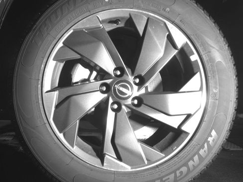 Used 2025 Nissan Rogue SV image 12