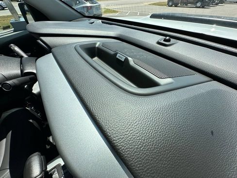 Used 2018 Chevrolet Colorado ZR2 AWD/4WD image 18