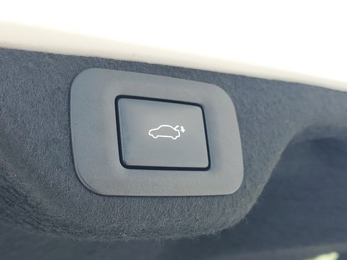 Certified 2024 Lexus ES 350 w/ Technology Package FWD image 9