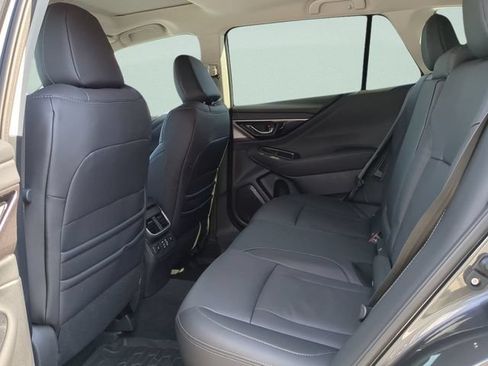 Used 2023 Subaru Outback Limited AWD/4WD image 14