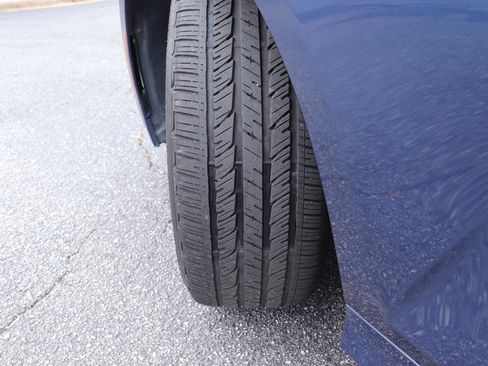 Used 2023 BMW 330i Sedan w/ Driving Assistance Package image 35