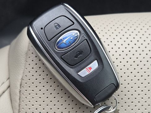 Used 2025 Subaru Legacy Limited AWD/4WD image 35