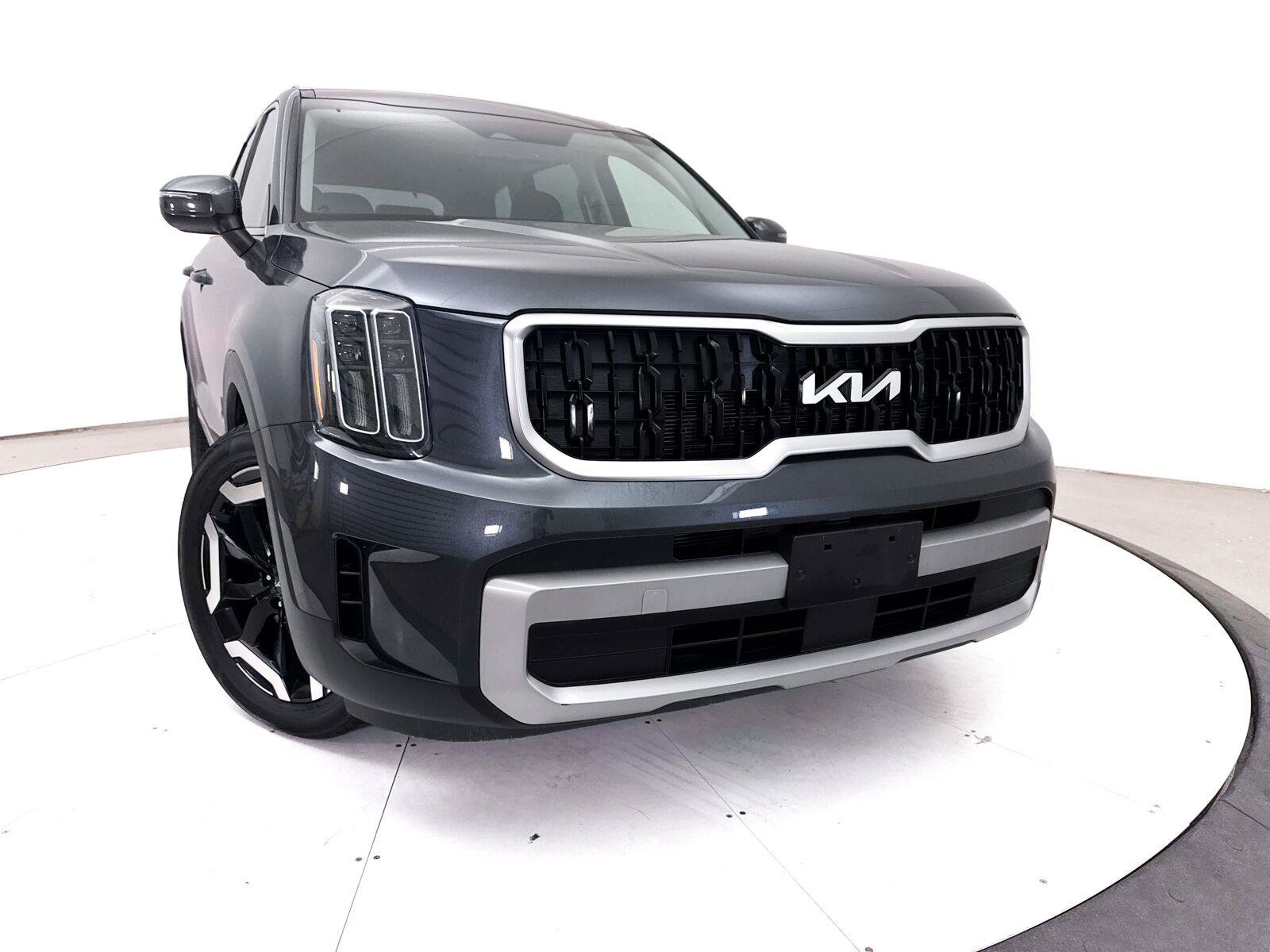 Used 2023 Kia Telluride EX AWD/4WD image 7