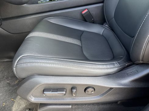 Certified 2025 Honda Pilot EX-L image 15