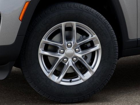 New 2026 Jeep Grand Cherokee Laredo X AWD/4WD image 8