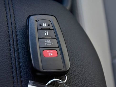 New 2025 Toyota RAV4 XLE Premium image 21